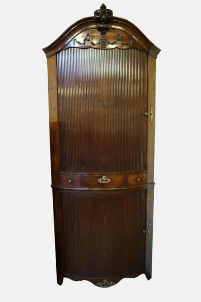 19thC Mahogany Corner Cupboard