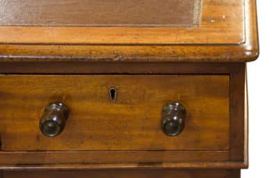 19thc Mahogany desk - Image 8