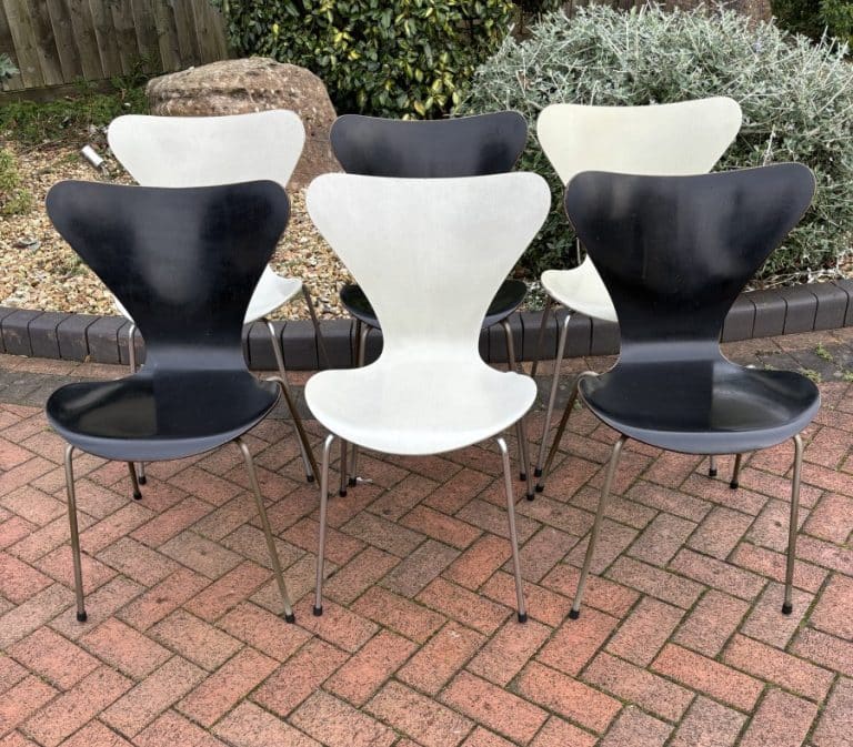 Arne Jacobsen for Fritz Hansen 1960s Chairs