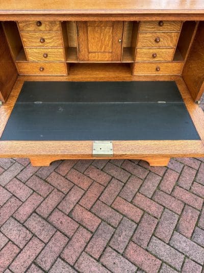 Arts & Crafts Oak Secretaire Bureau c1910 - Image 3