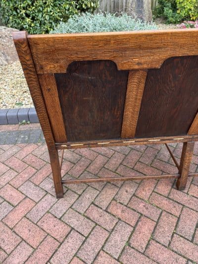 Arts & Crafts Oak and Leather Settle - Image 14
