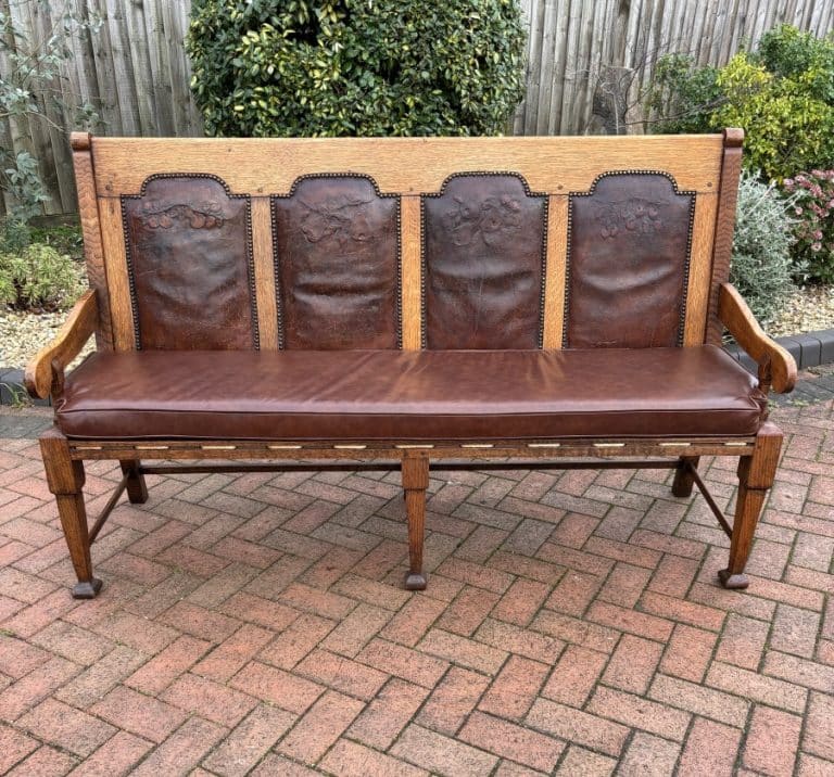 Arts & Crafts Oak and Leather Settle