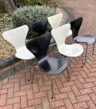 Arne Jacobsen for Fritz Hansen 1960s Chairs - Image 3