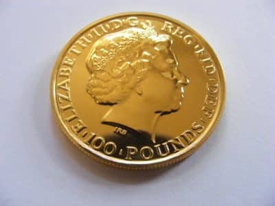 Royal Mint Chinese Year of Horse 1oz Bullion .999 COIN Stunning 24ct Uffington QEII 2014 - Image 3