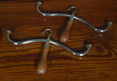 Set Of 4 Edwardian Barristers Hangers SAI3245 Miscellaneous 8