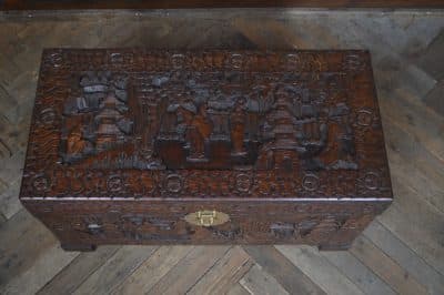 Oriental Camphor Wood Blanket / Storage Box SAI3232 - Image 19