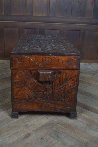 Oriental Camphor Wood Blanket / Storage Box SAI3232 Antique Boxes 12