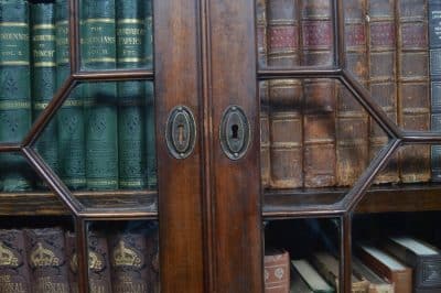 Mahogany Bookcase / Display Cabinet SAI3269 - Image 11
