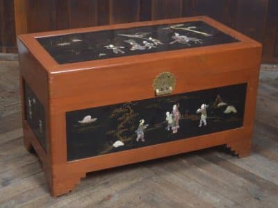 Chinese Camphor Wood Storage / Blanket Box SAI3277 Antique Boxes 4