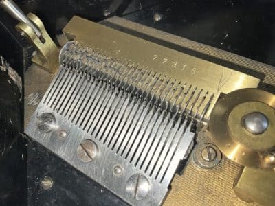 Symphonion twin comb box - Image 8