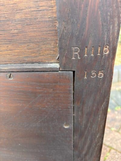 Shapland & Petter Arts & Crafts Oak Settle - Image 5