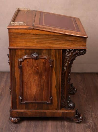 Victorian Rosewood Davenport Antique Desks 27