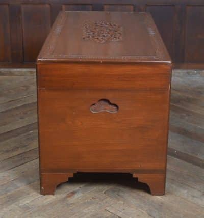 Chinese Camphor Wood Blanket / Storage Box SAI3276 - Image 8