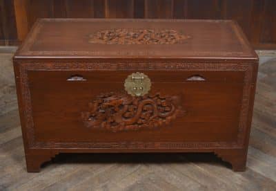 Chinese Camphor Wood Blanket / Storage Box SAI3276 - Image 3