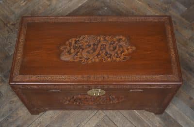 Chinese Camphor Wood Blanket / Storage Box SAI3276 - Image 19