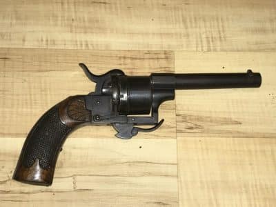 Pin fire 9mm revolver Antique Guns 3