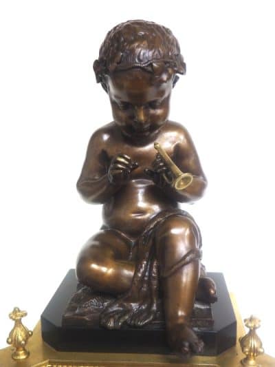 Antique Ormolu Bronze Mantel Clock Trumpet Playing Child Solid Bronze Bell Striking 8-Day Mantle Clock bronze Antique Clocks 12