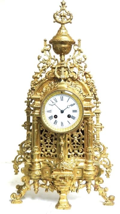 Fine French Ormolu Mantel Clock Scrolling Floral Case Striking 8-Day Mantle Clock
