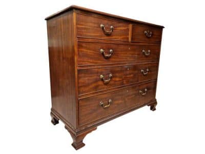 George III Mahogany Chest of Drawers - Image 3