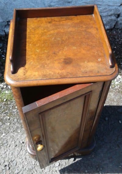 Victorian burr walnut bed cupboard - Image 3