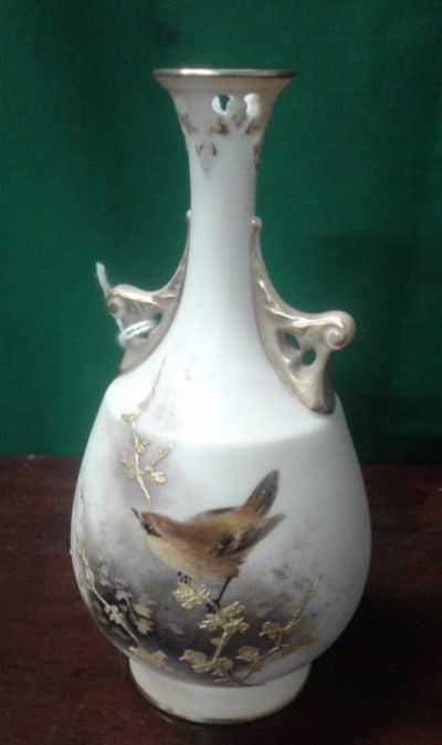 SOLD Worcester vase, (Wren) Artist Jas Stinton.