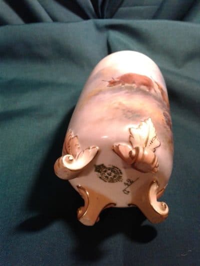 SOLD Worcester tube vase Highland cattle, Harry Stinton - Image 5