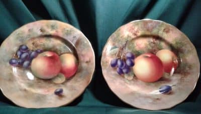 SOLD A pair of Worcester fallen fruits cabinet plates. Harry Ayrton Antique Worcester Antique Art 4