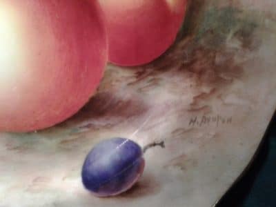 SOLD A pair of Worcester fallen fruits cabinet plates. Harry Ayrton - Image 6