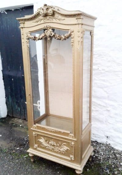 19th cent Italian gilt display cabinet 19th century Antique Cabinets 3