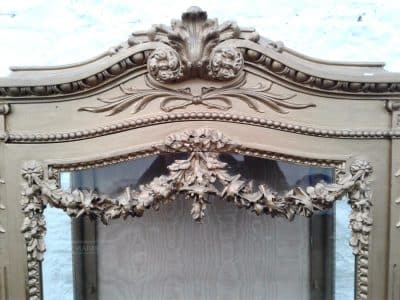 19th cent Italian gilt display cabinet - Image 4