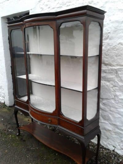 SOLD Edwardian mahogany bowfront display cabinet - Image 3