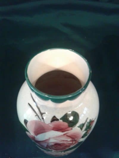 Scottish Wemyss Roses vase - Image 5