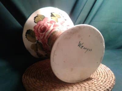 SOLD Scottish Wemyss Lady Eva vase. Roses. - Image 5