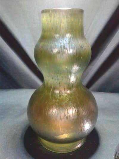 Loetz papillion creta double gourd vase. - Image 3