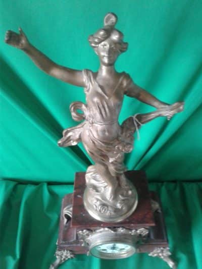 Art Nouveau rouge marble statue mantle clock - Image 3