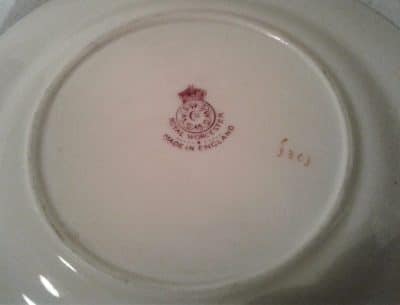 Worcester plate. Circa 1926 (Pheasants by Jas Stinton) - Image 5