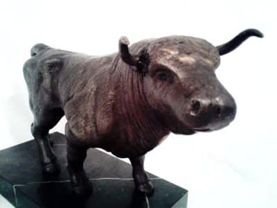 Early 20th century Bronze Long horn bull on a marble plinth. - Image 3