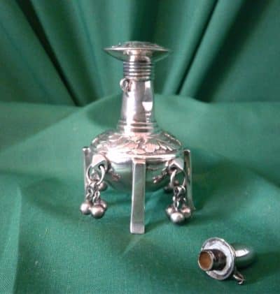 SOLD Chinese silver scent bottle. Circa 1890 - Image 2