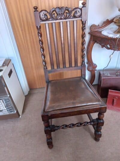 A WELSH DARK OAK DINING TABLE (FOLDING) OVAL SHAPE with 4 CHAIRS Antique Chairs 5