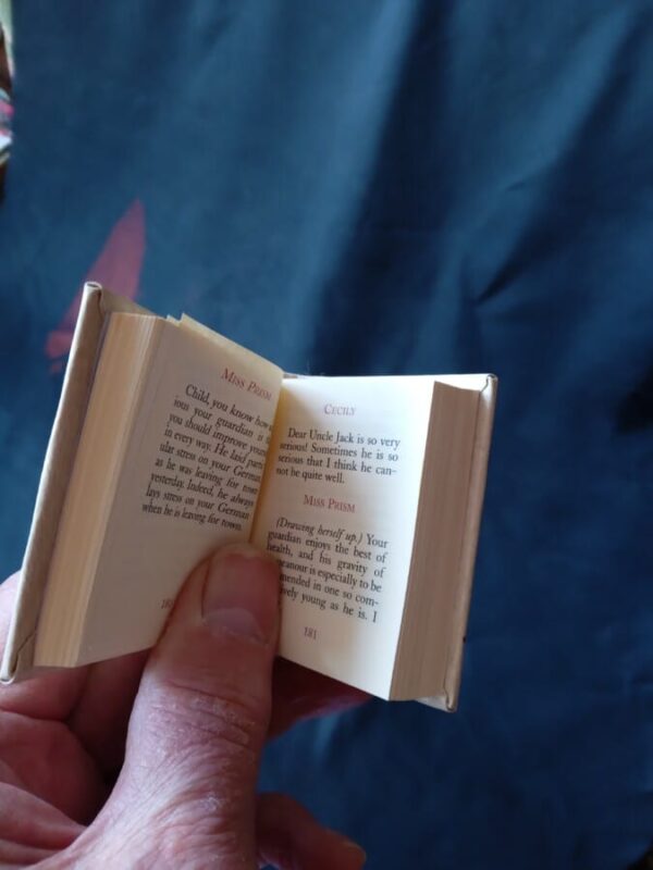 OSCAR WILDE'S THE IMPORTANCE of BEING EARNEST in Miniature. - Image 3