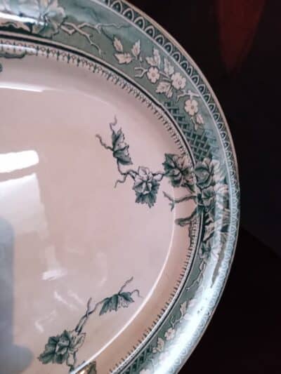 A LARGE MEAT (TURKEY) PLATE. VICTORIAN, STAFFORSHIRE (R.H.& S) - Image 2