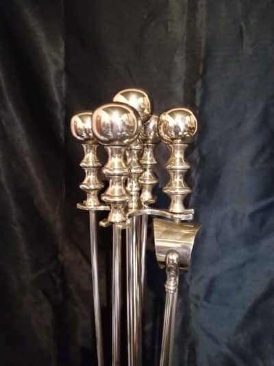 A VICTORIAN (1880’s) SOLID BRASS COMPANION SET.  FIRESIDE DECOR. Antique Metals 4