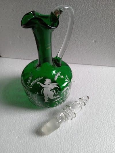 GREEN GLASS DECANTER 28cm tall (incl. Stopper) MARY GREGORY STYLE. - Image 6