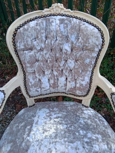 NICE CHAIR. for Bedroom or Ladies Hairdressers or Beauty Salon.   Louis Phillipe Style. 20th Century Antique Chairs 4