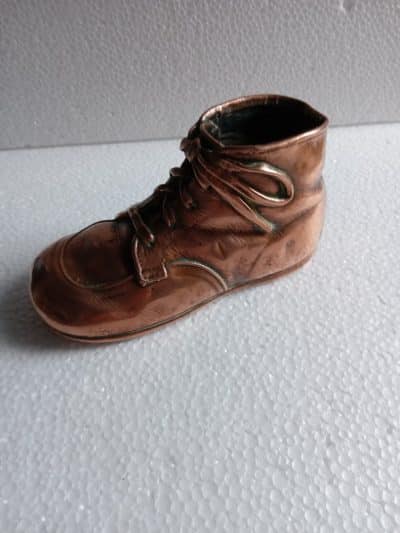 A DELIGHTFUL VICTORIAN COPPER BOOT PEN HOLDER/DESK TIDY! 1880's - Image 3