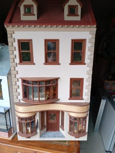 COLLECTOR's HOUSE/BUTCHERS SHOP.  Vintage 1990's