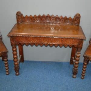 Victorian oak hall table & matching side chairs 19th century Antique Chairs