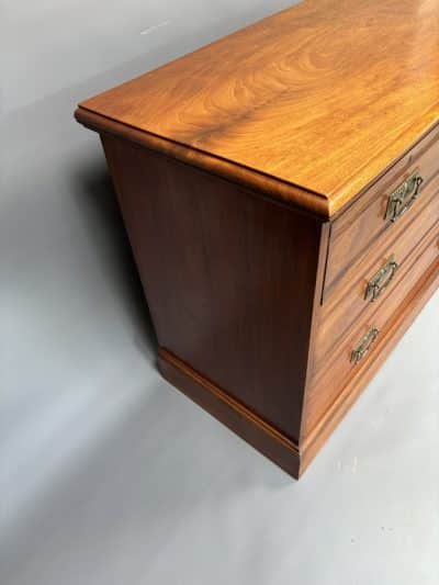 Arts & Crafts Chest of Drawers - Image 7