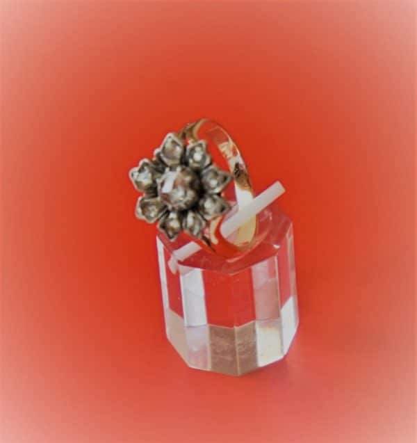 Vintage Gold Diamond Flower Ring - Boxed - FREE UK Postage