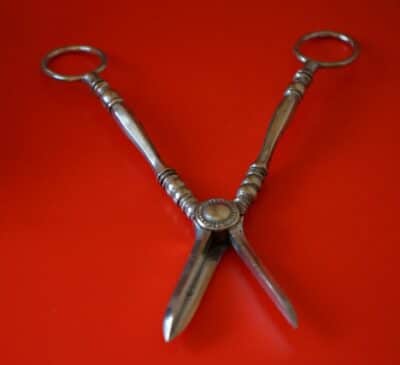 SALE – An Ornate Pair of Victorian E.P.N.S. Grape Scissors – Collectable / Gift Antique Grape Scissors Antique Silver 4